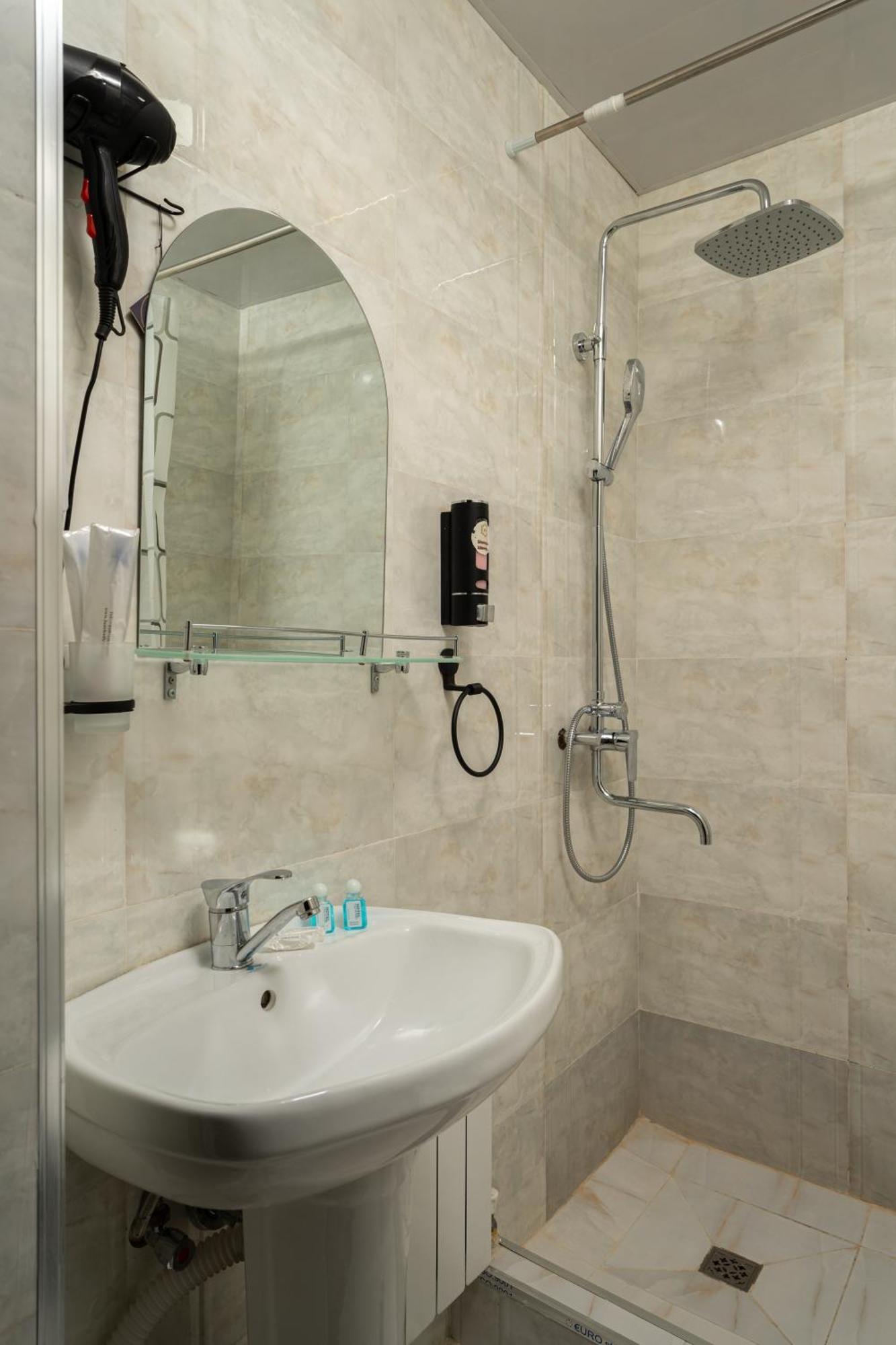 Sv Hotel Taskent Habitación foto